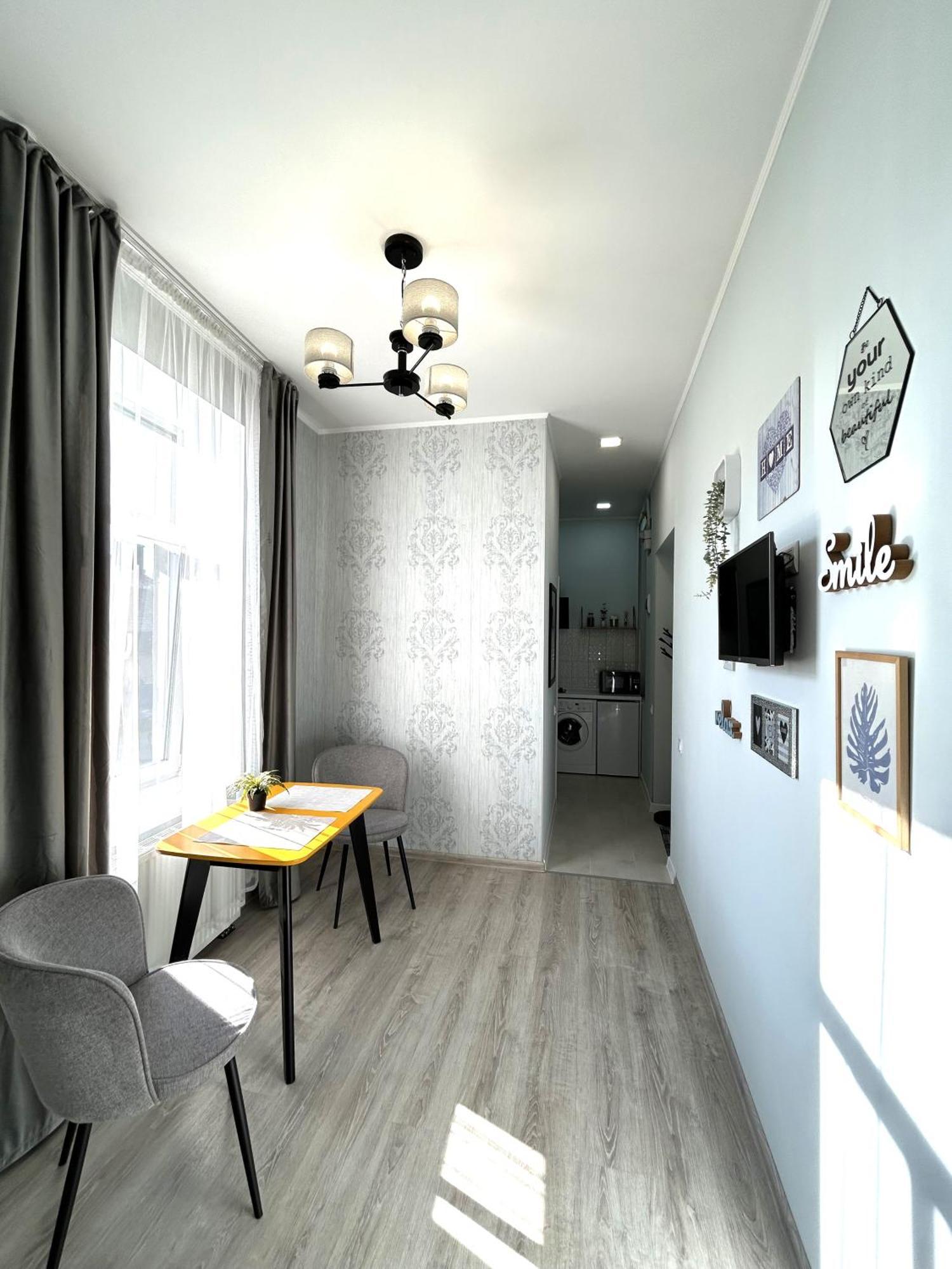 Romantic Apartment In The Сity Сenter إلفيف المظهر الخارجي الصورة